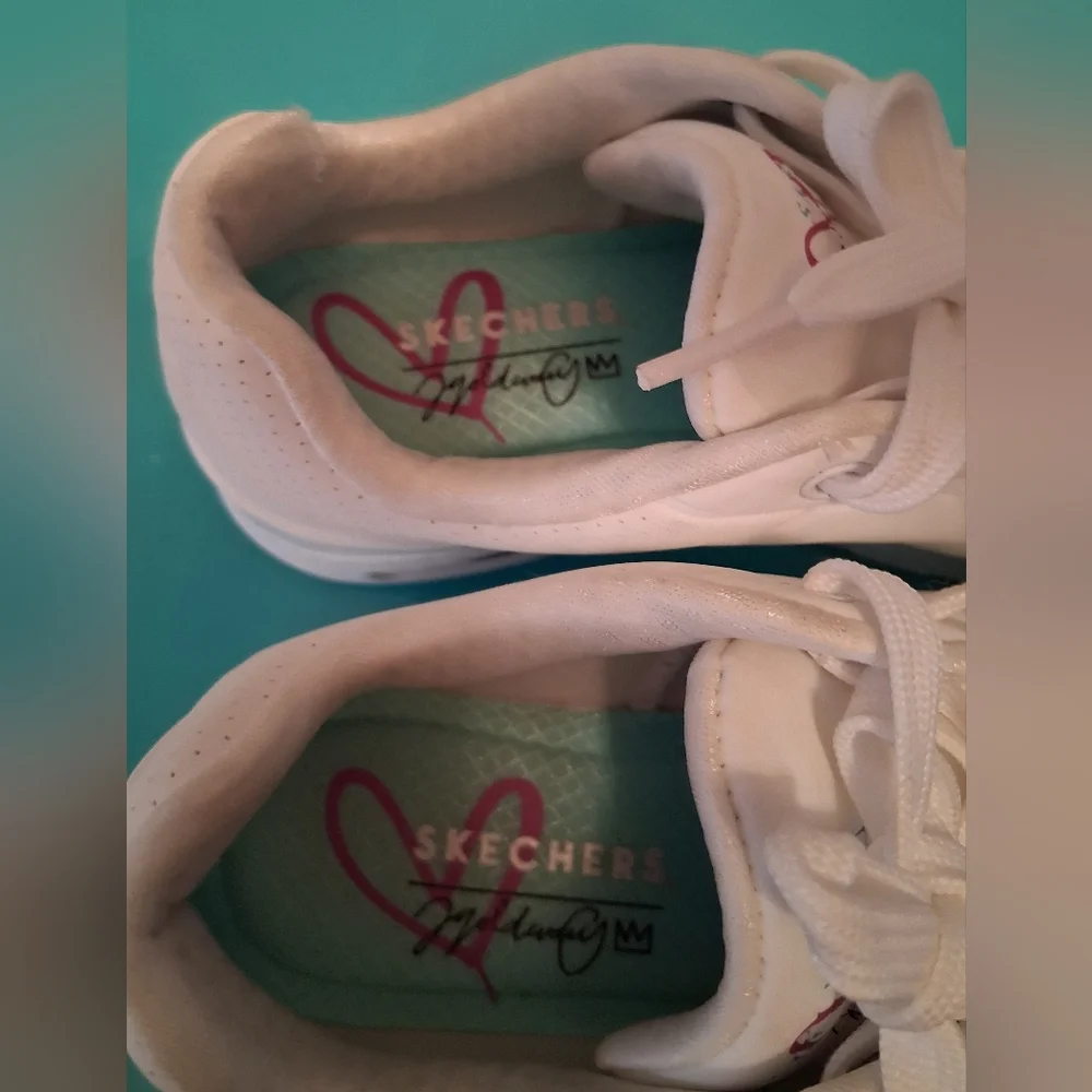 White Sketchers - Picture 4 of 6